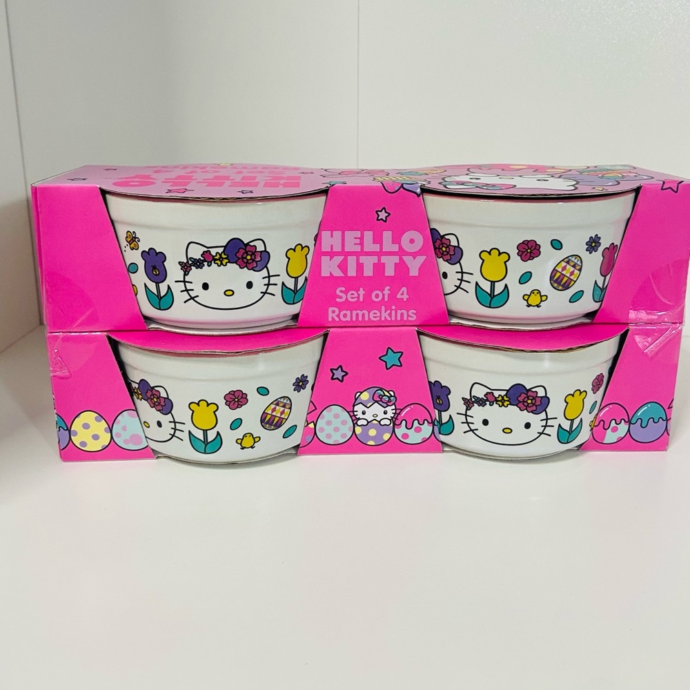 Hello kitty ramekins set of 4  NEW